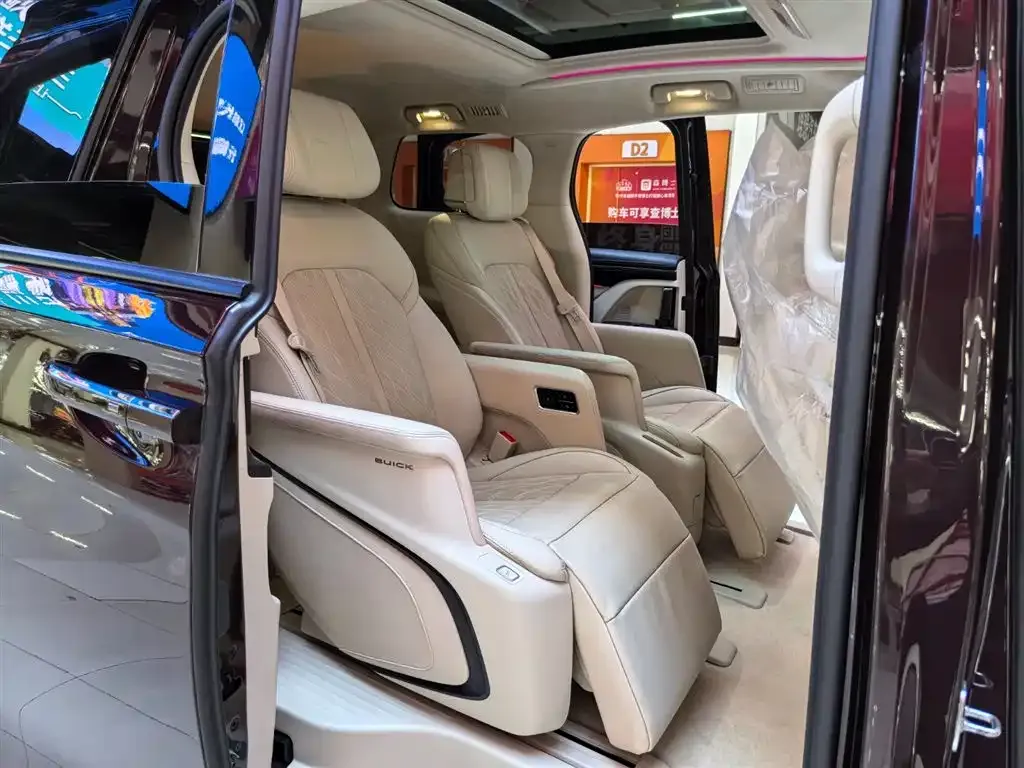 Buick GL8 2022 из CN, фото 8