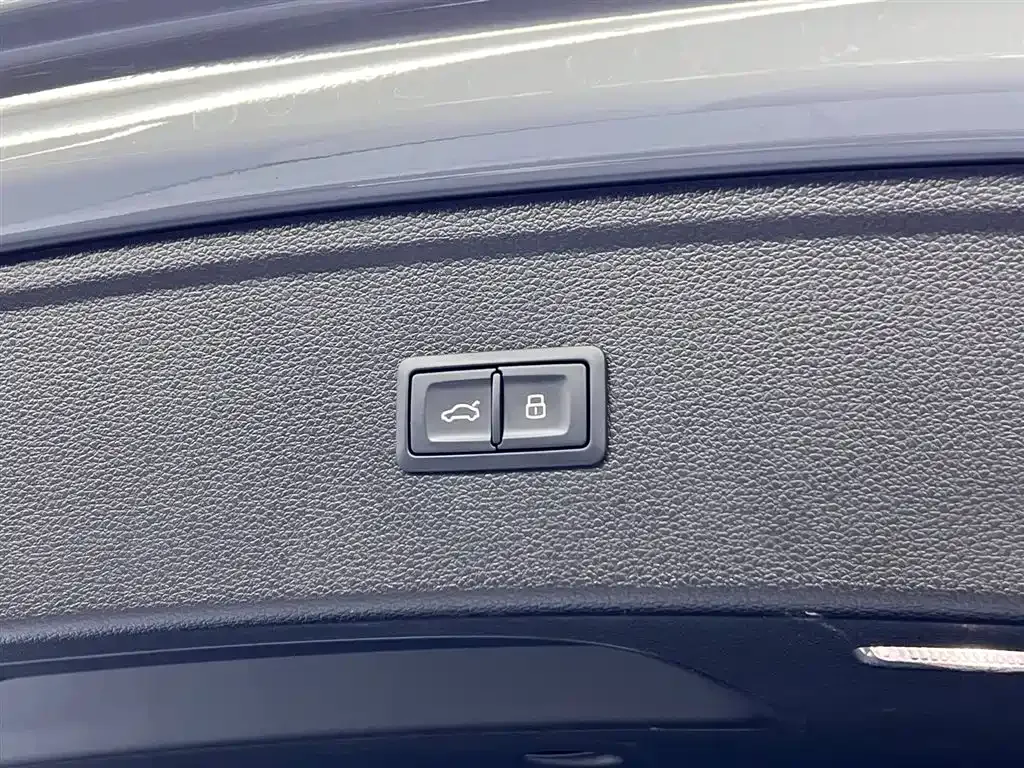 Audi Q5L 2025 из CN, фото 10