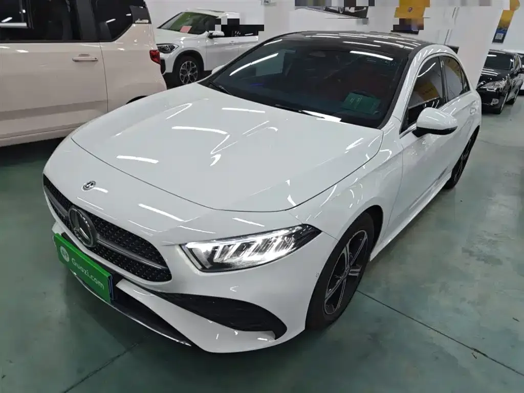 Mercedes-Benz A-Class 2024 из CN, фото 2
