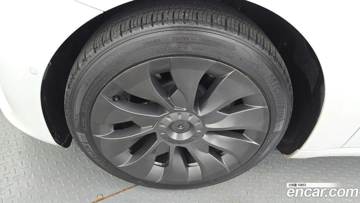 Tesla Model 3 2022 из KR, фото 5