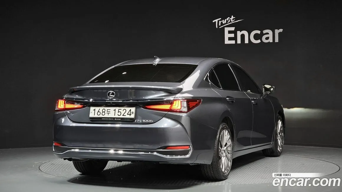 Lexus ES 2023 из KR, фото 2