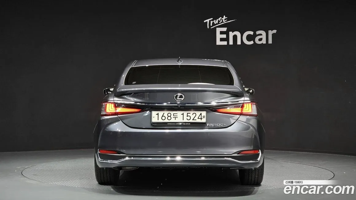 Lexus ES 2023 из KR, фото 4