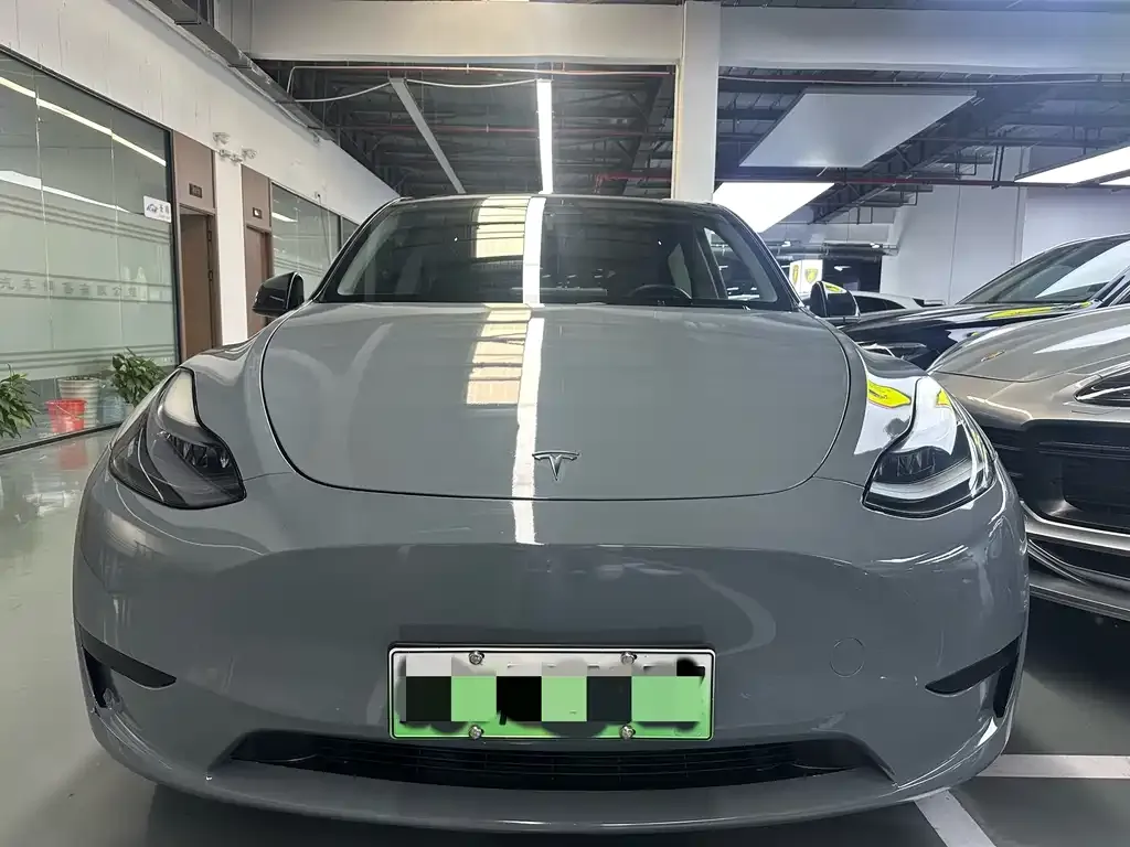 Tesla Model Y 2022 из CN, фото 2