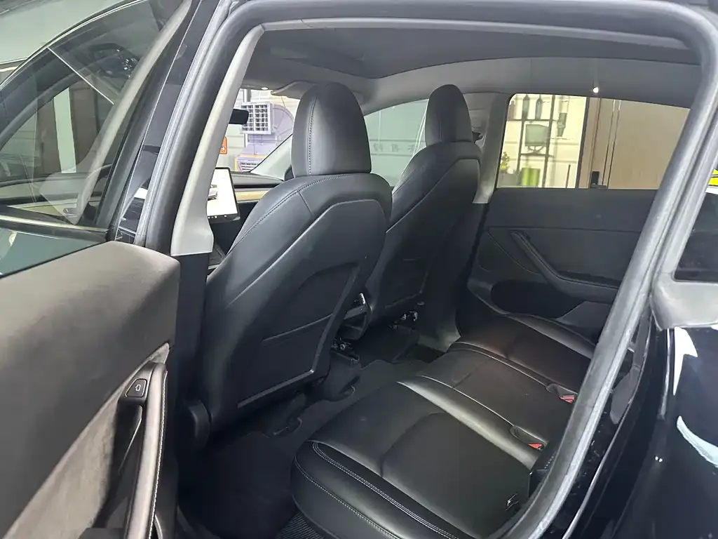 Tesla Model Y 2022 из CN, фото 8