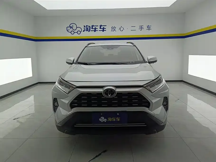 Toyota RAV4 2022 из CN, фото 2