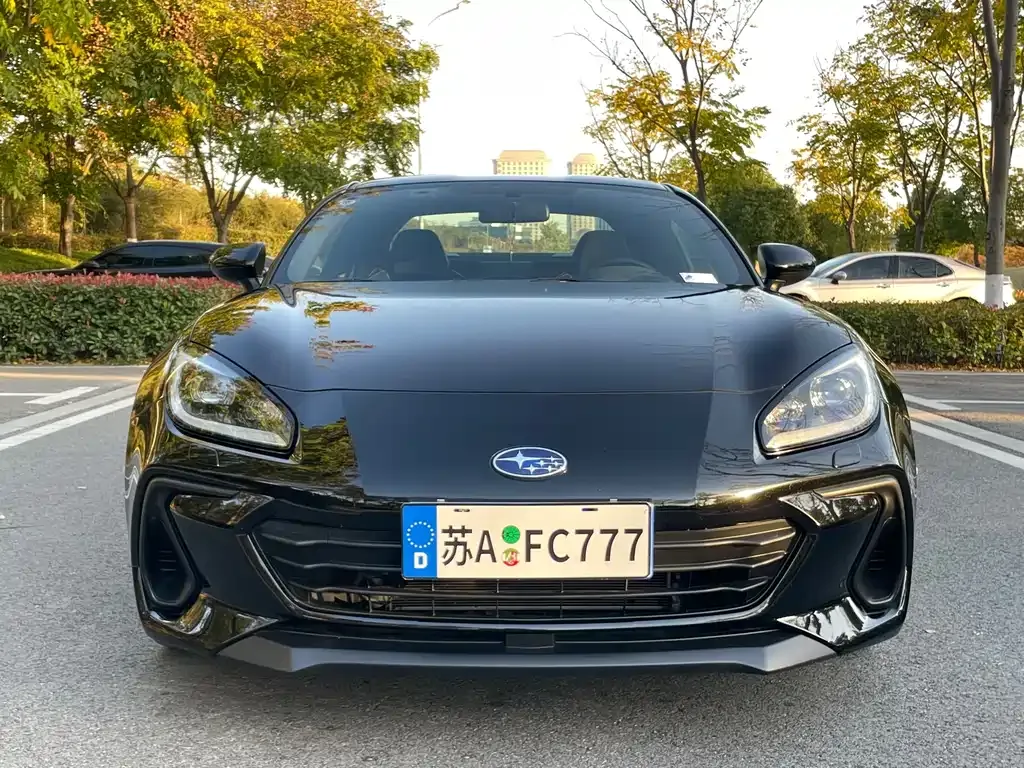 Subaru BRZ 2023 из CN, фото 1