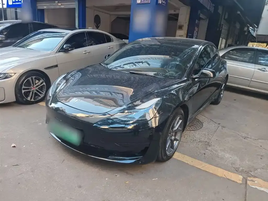 Tesla Model 3 — фото 2