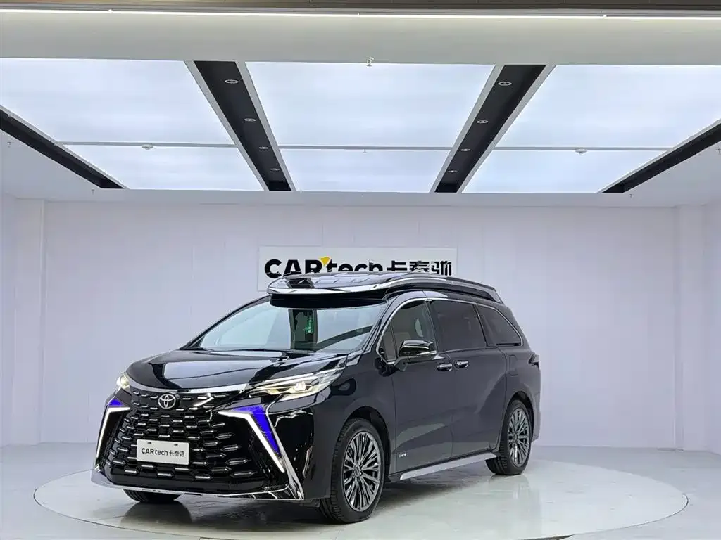 Toyota Granvia 2025 из CN, фото 1