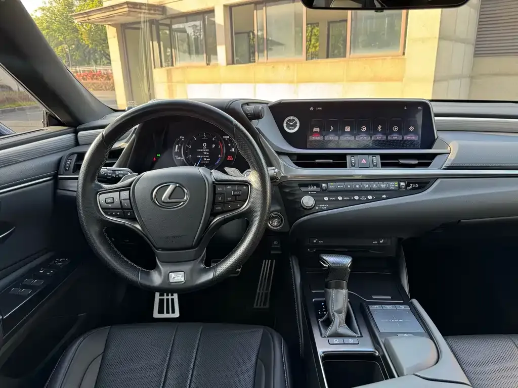 Lexus ES 2021 из CN, фото 10