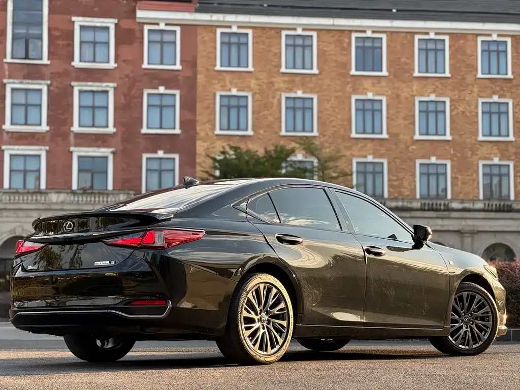 Lexus ES 2021 из CN, фото 6