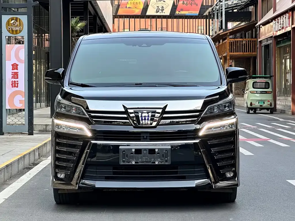Toyota Vellfire 2021 из CN, фото 2