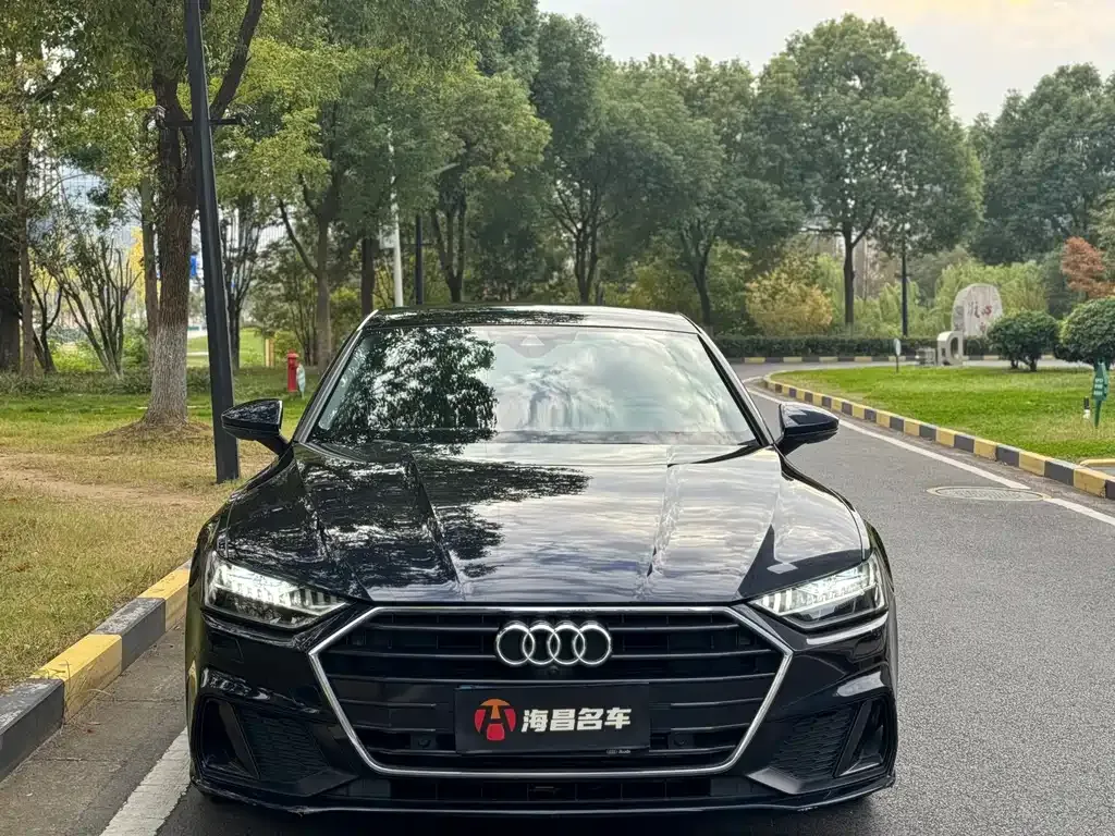 Audi A7 — фото 2