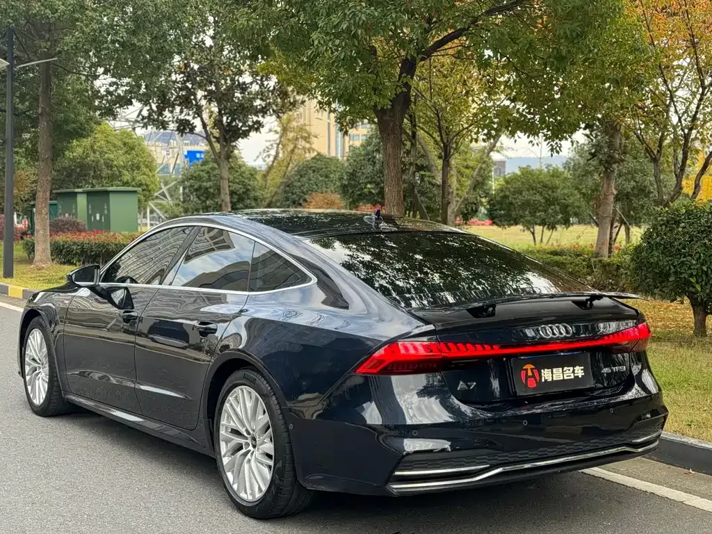 Audi A7 — фото 4