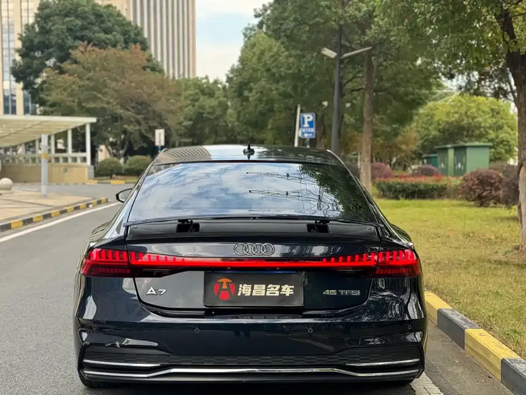 Audi A7 — фото 5