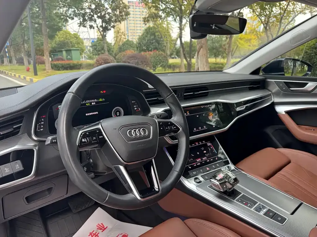 Audi A7 — фото 7