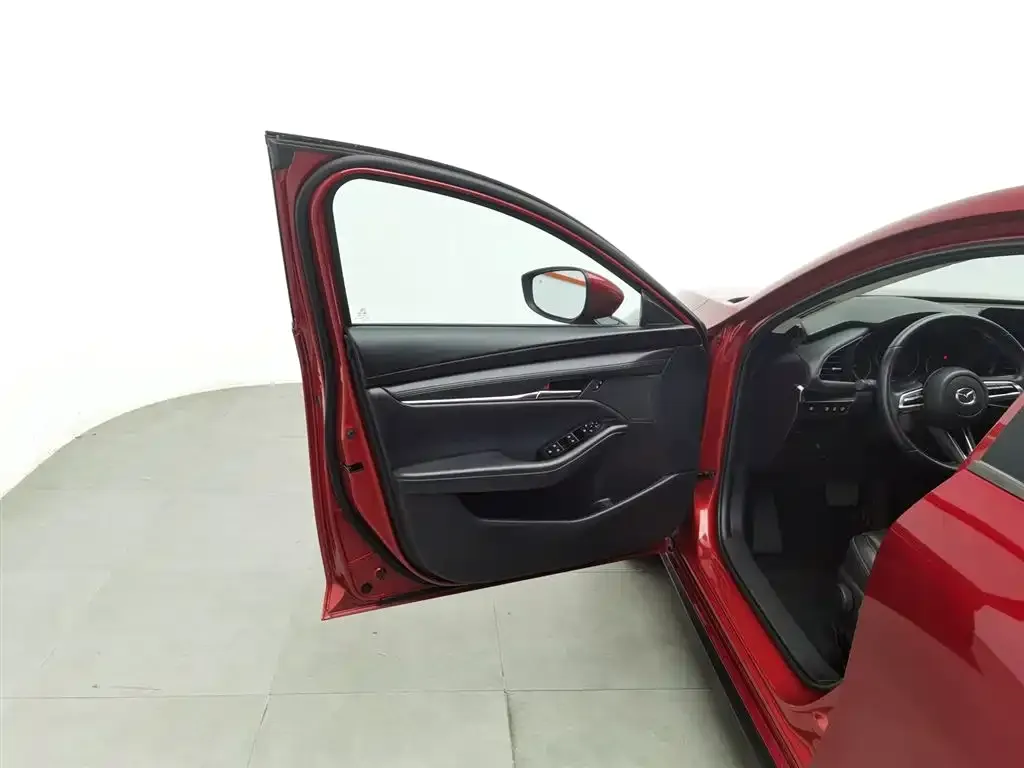 Mazda 3 Axela 2021 из CN, фото 8