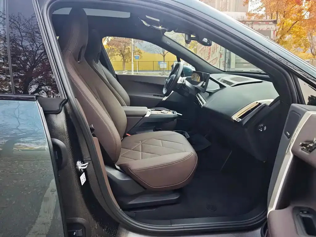 BMW iX 2024 из CN, фото 10