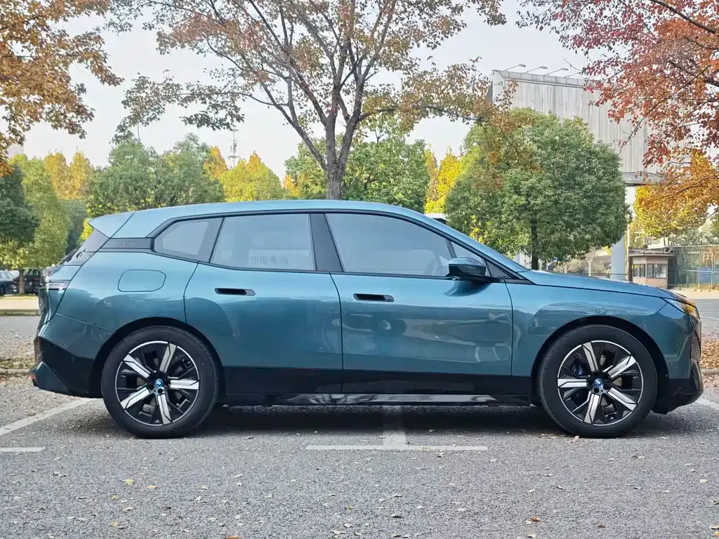 BMW iX 2024 из CN, фото 4
