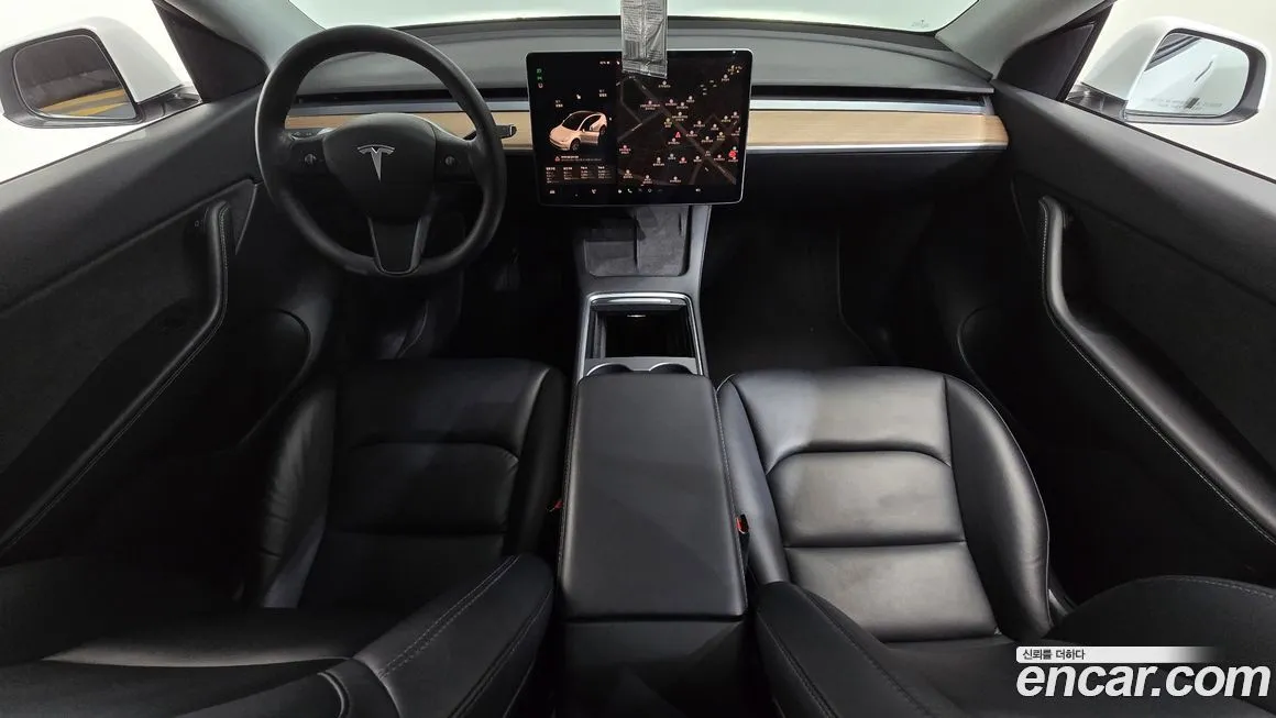 Tesla Model Y — фото 7