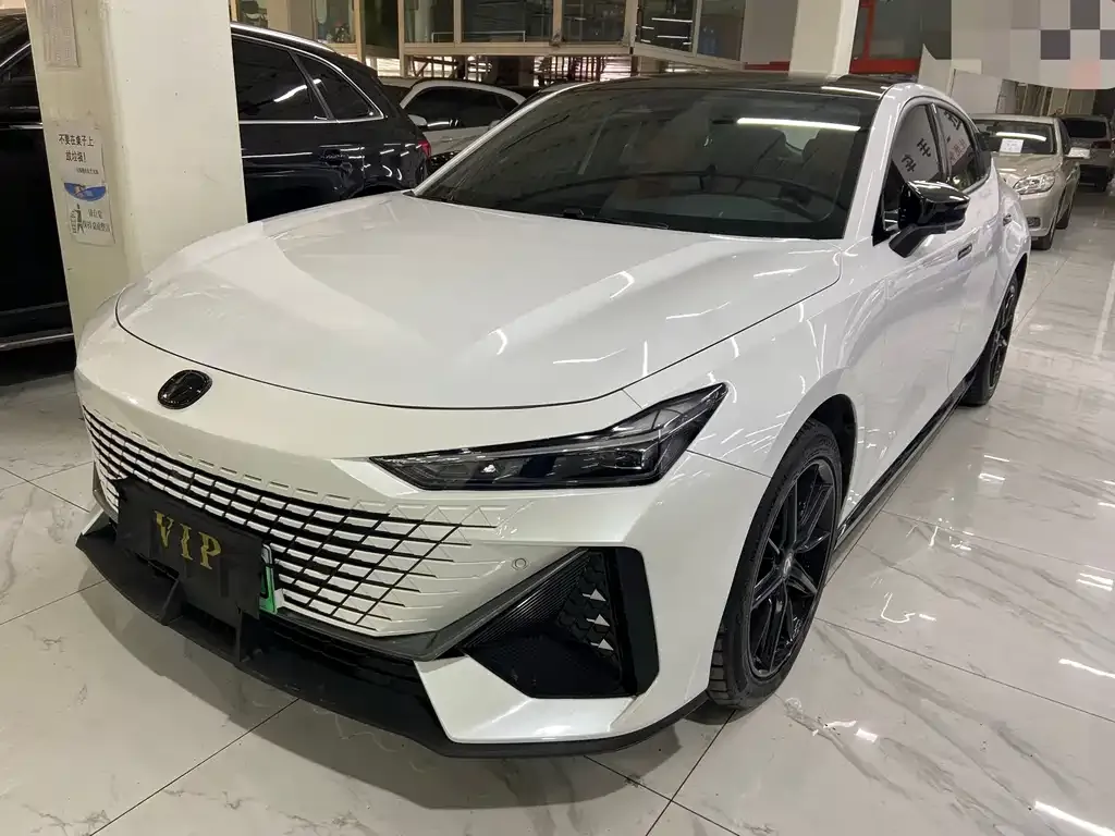 Changan UNI-V iDD 2023 из CN, фото 1