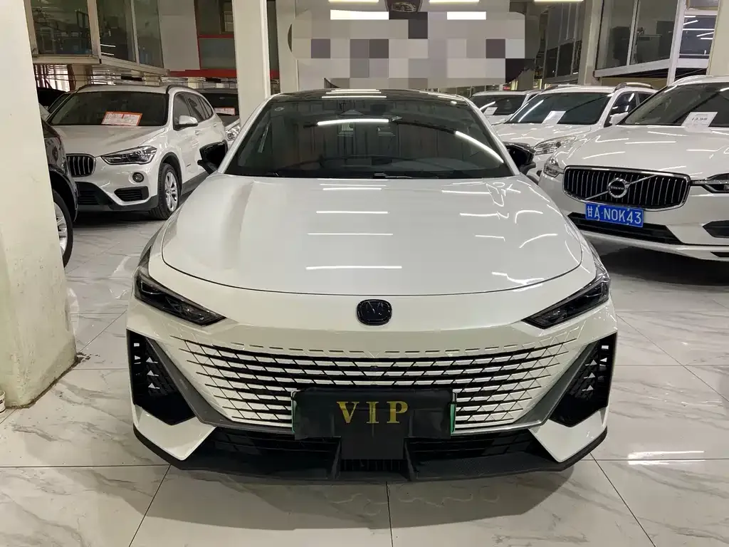 Changan UNI-V iDD 2023 из CN, фото 2