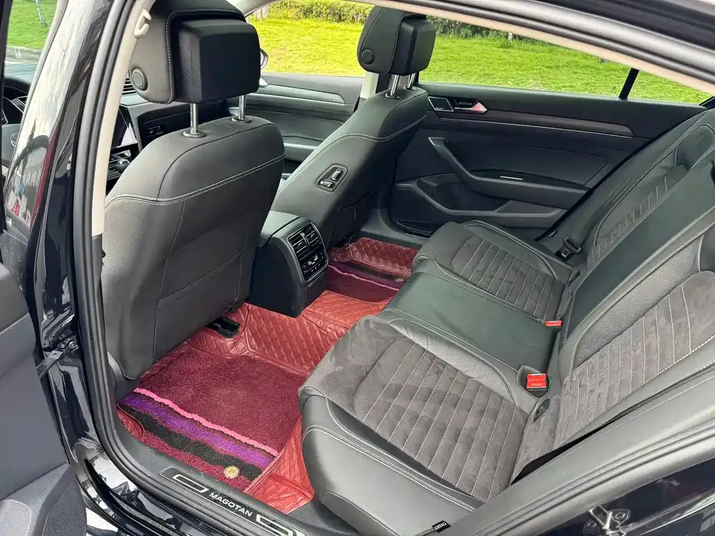 Volkswagen Magotan 2022 из CN, фото 10