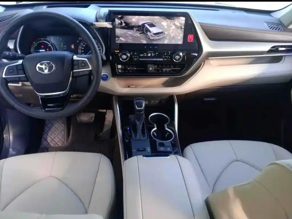 Toyota Highlander 2022 из CN, фото 9