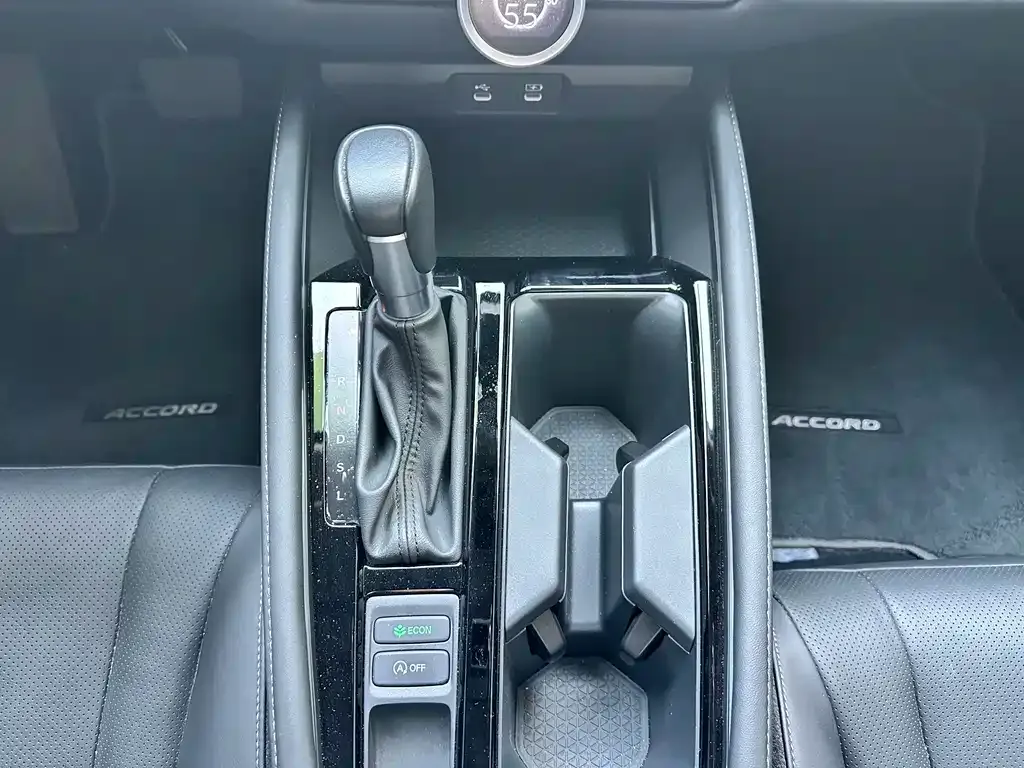 Honda Accord 2023 из CN, фото 10