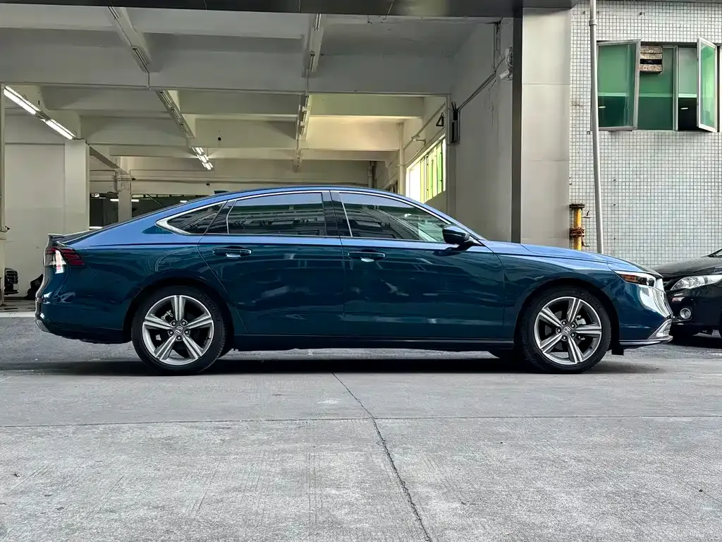 Honda Accord 2023 из CN, фото 4