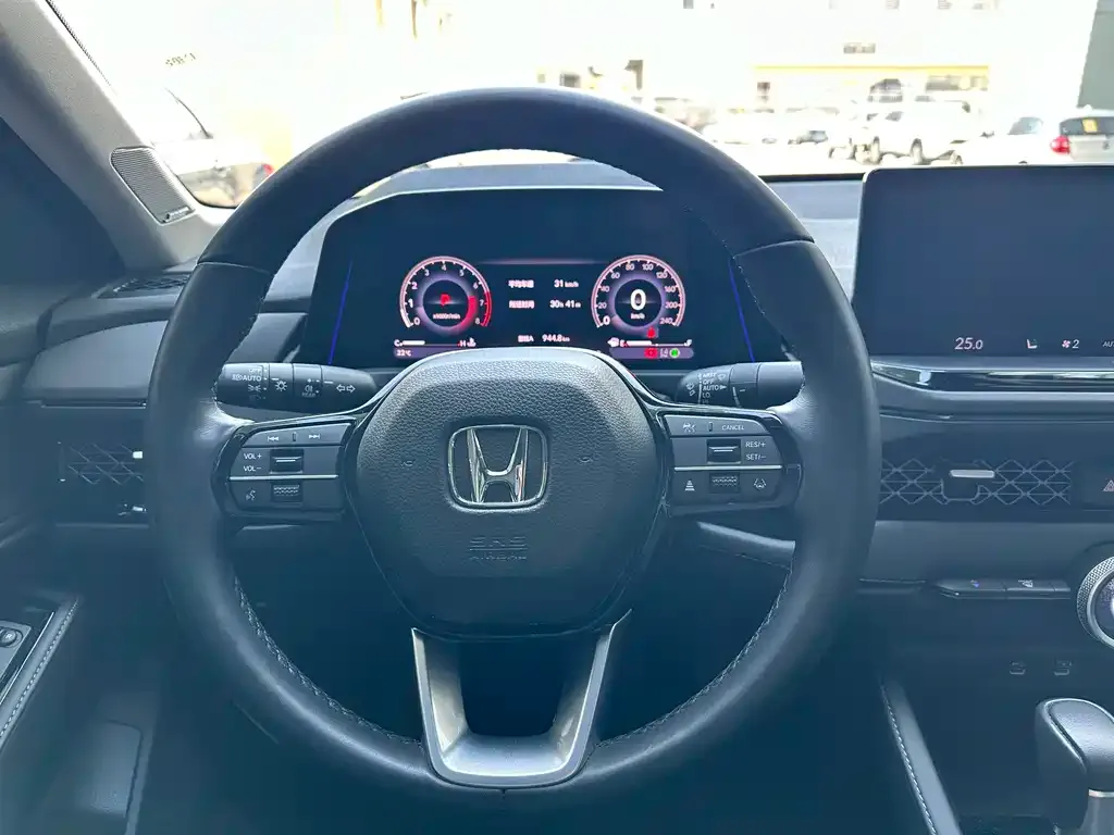 Honda Accord 2023 из CN, фото 8