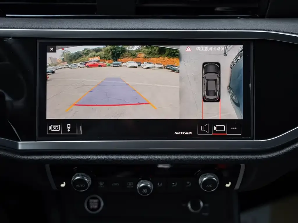 Audi Q3 2023 из CN, фото 4