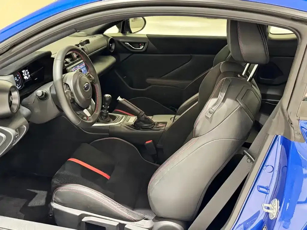 Subaru BRZ 2022 из CN, фото 7
