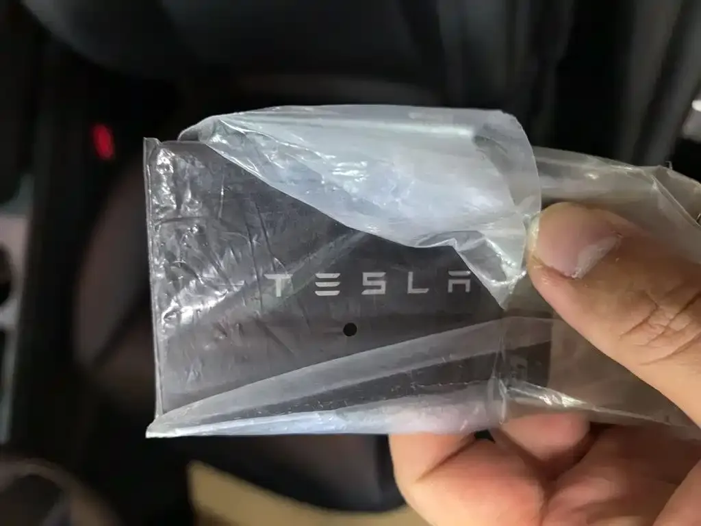 Tesla Model Y 2023 из CN, фото 9