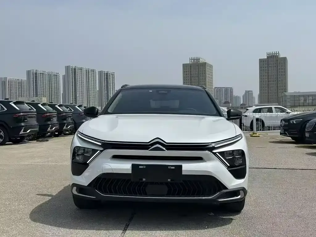 Citroen C5 X 2023 из CN, фото 2
