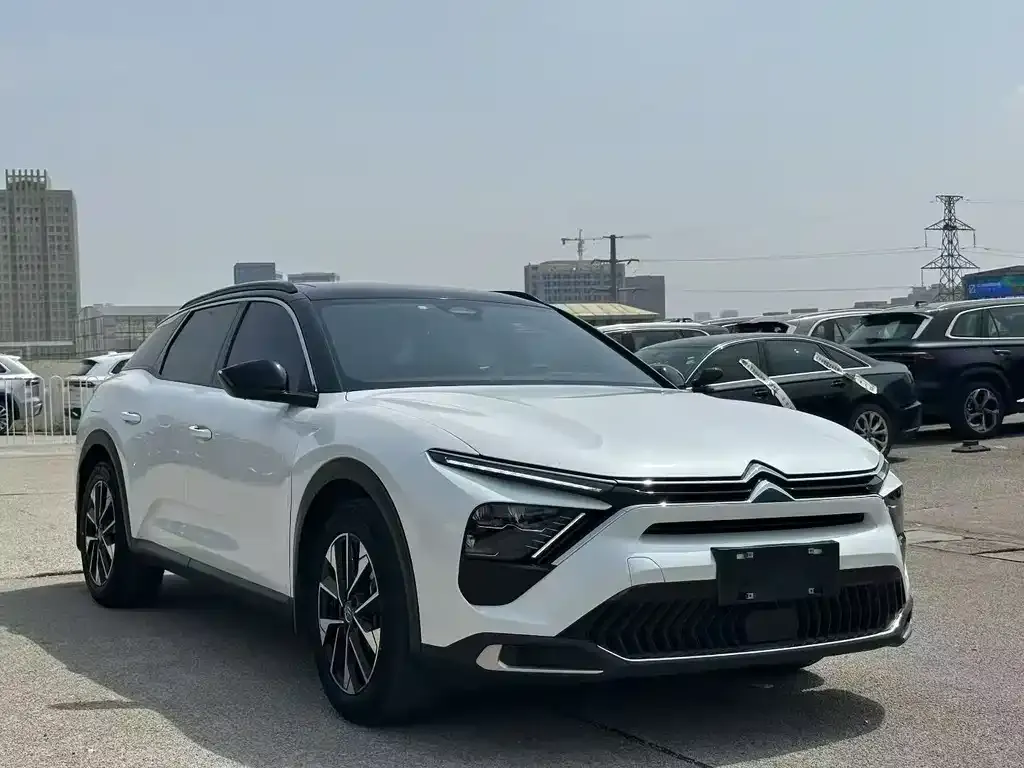 Citroen C5 X 2023 из CN, фото 3