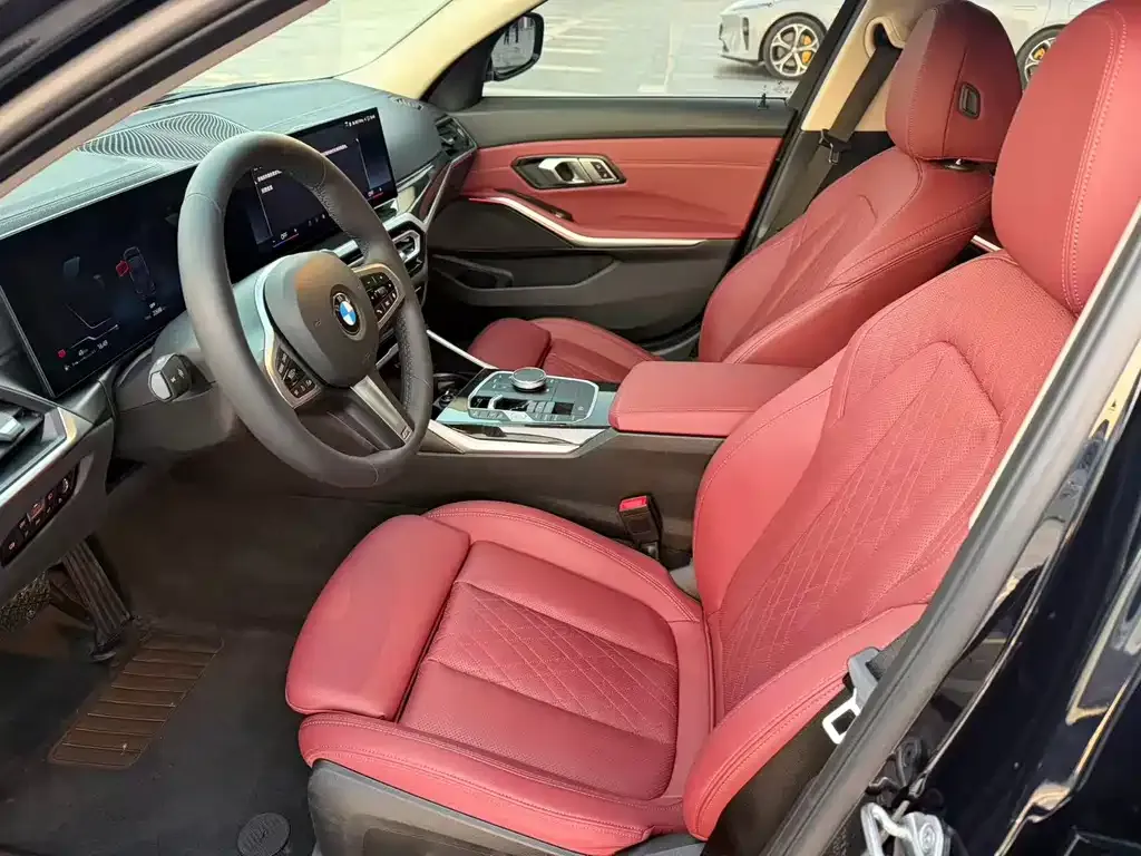 BMW 3 Series 2024 из CN, фото 4