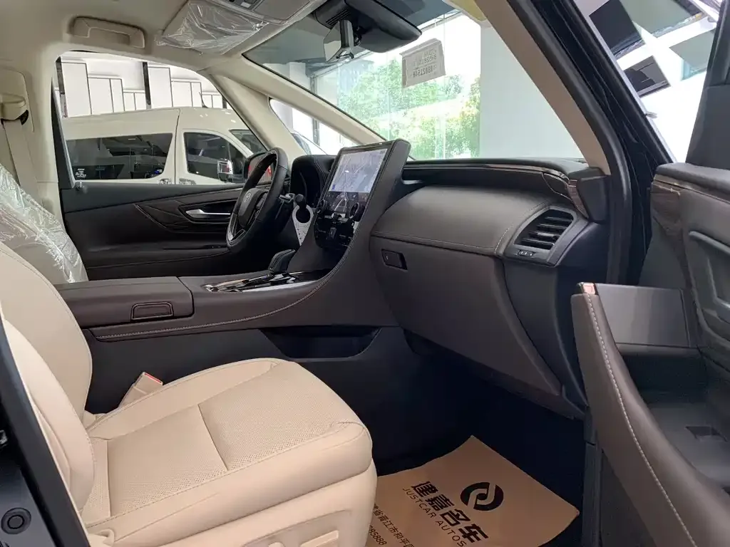 Toyota Alphard 2025 из CN, фото 6