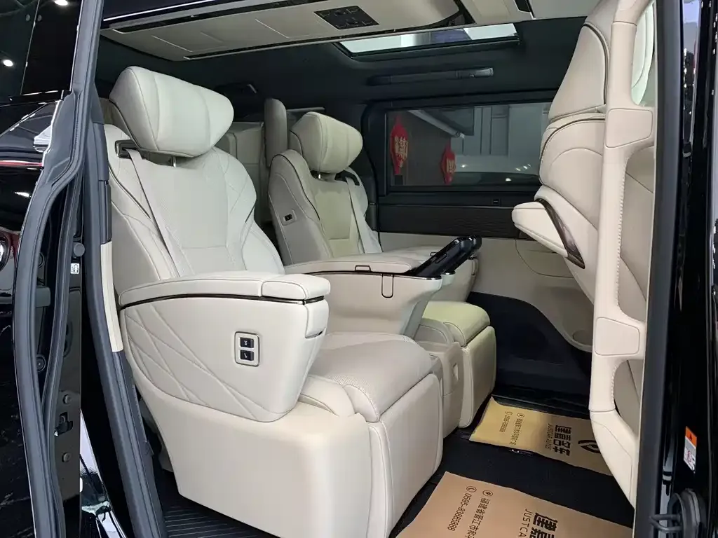 Toyota Alphard 2025 из CN, фото 8