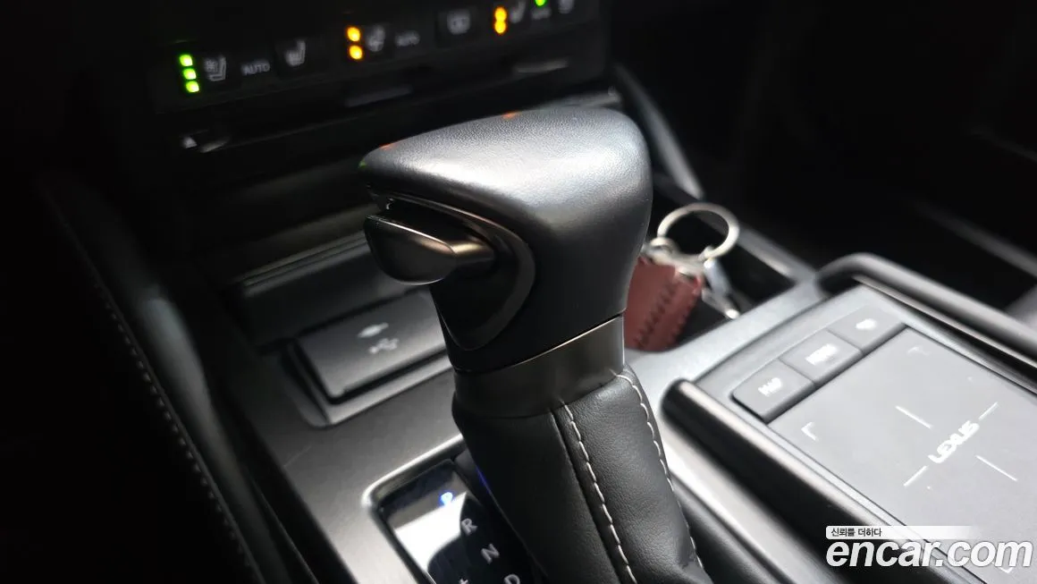 Lexus ES 2021 из KR, фото 9