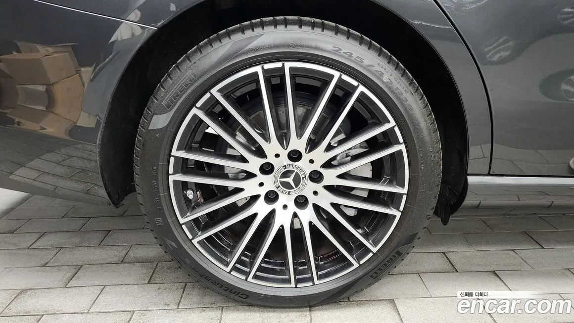 Mercedes-Benz C-Class 2025 из KR, фото 5