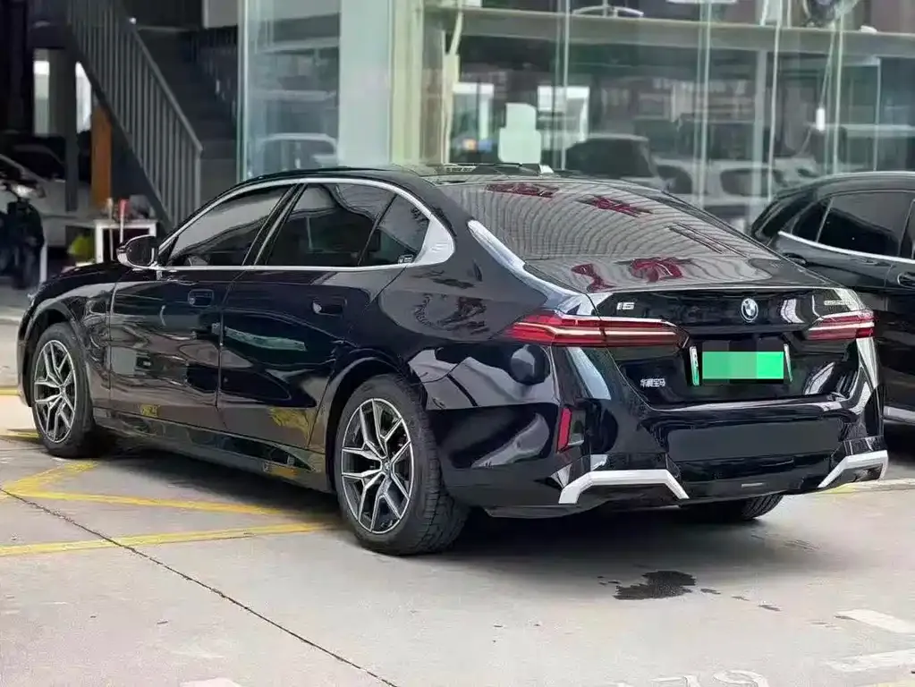 BMW i5 2025 из CN, фото 8