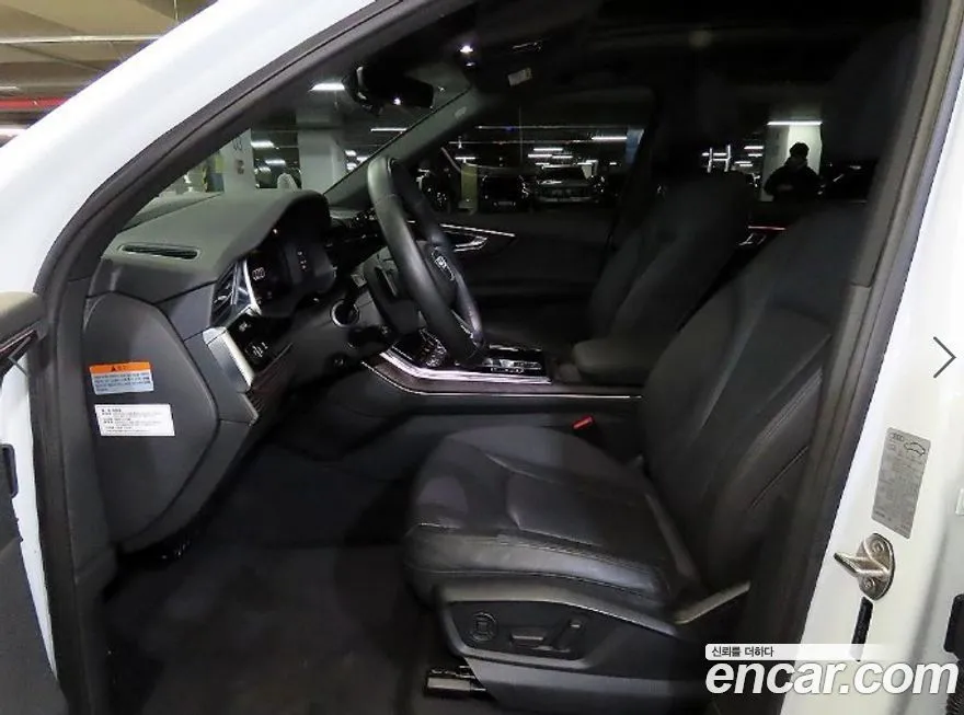 Audi Q7 2021 из KR, фото 6