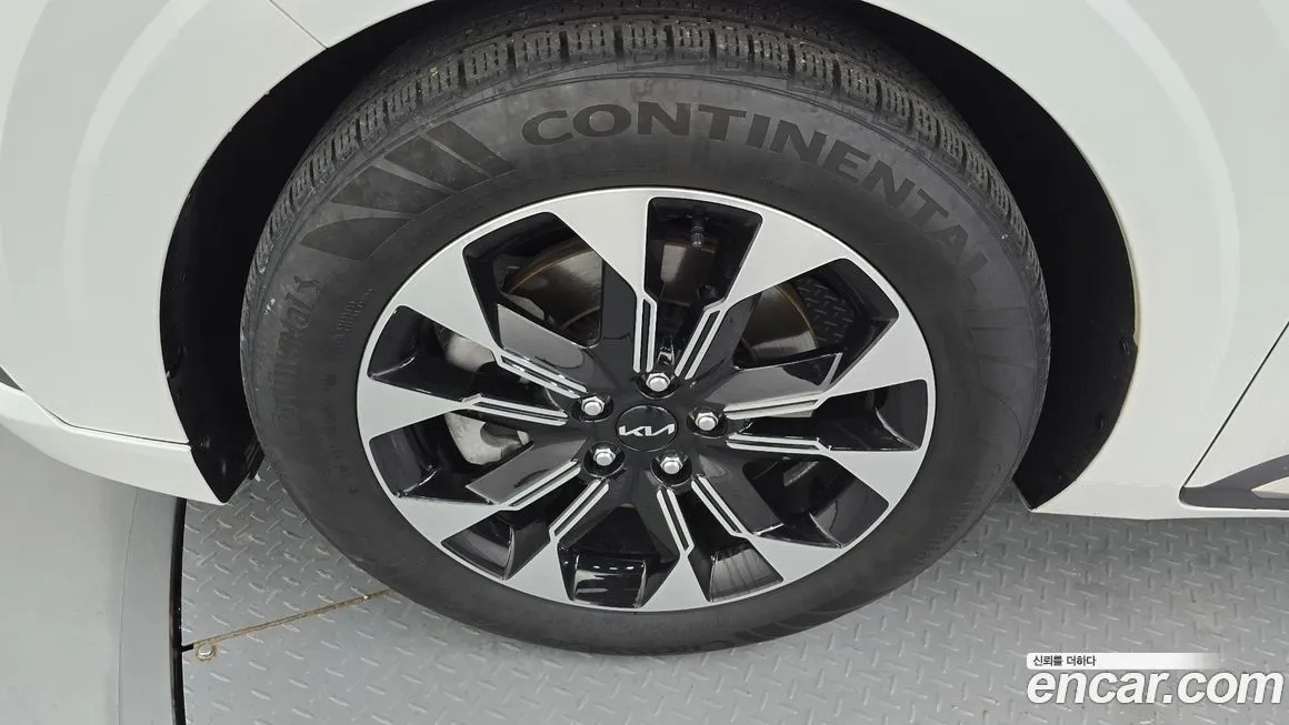 Kia Carnival 2023 из KR, фото 5