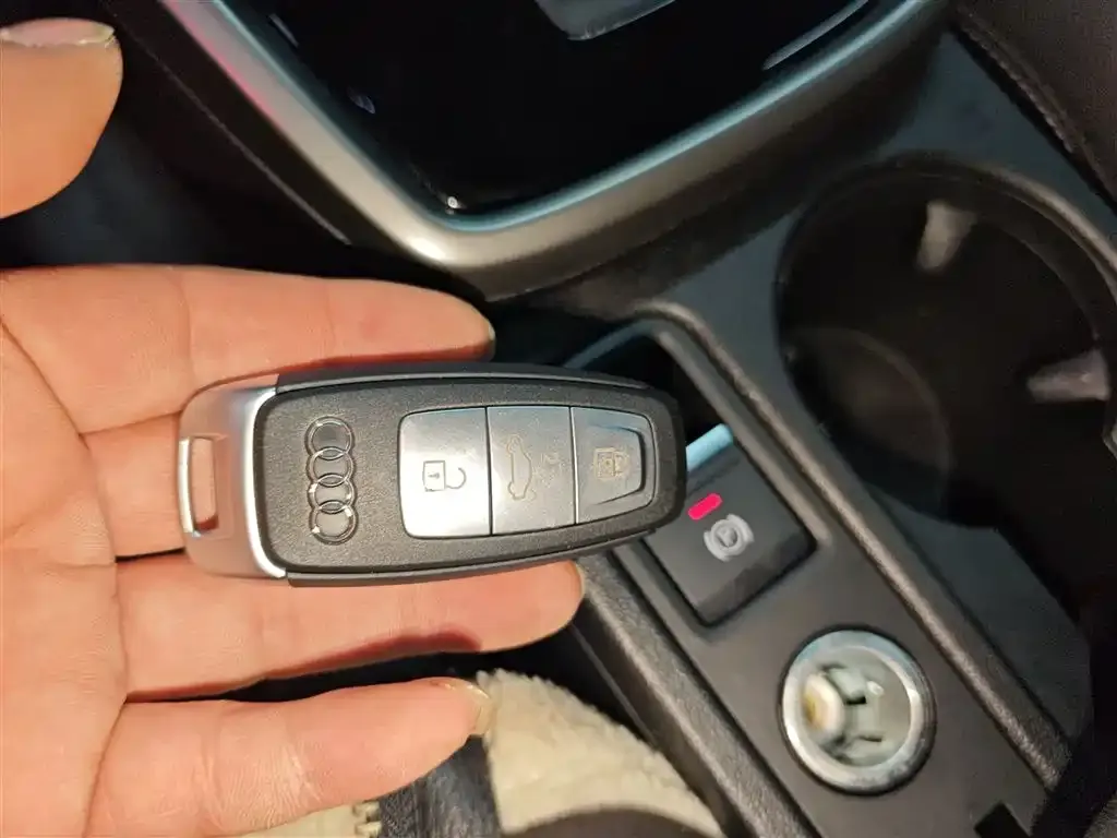 Audi A3 2023 из CN, фото 9