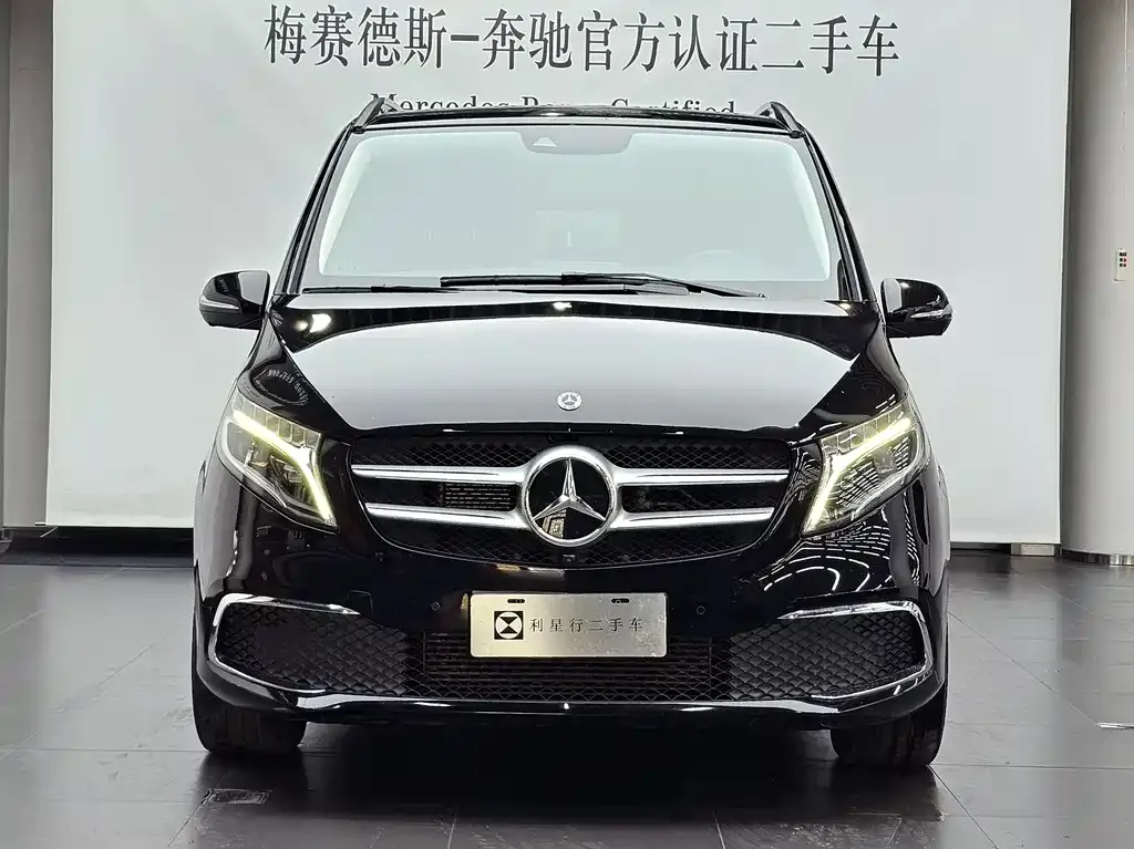 Mercedes-Benz V-Class 2021 из CN, фото 2