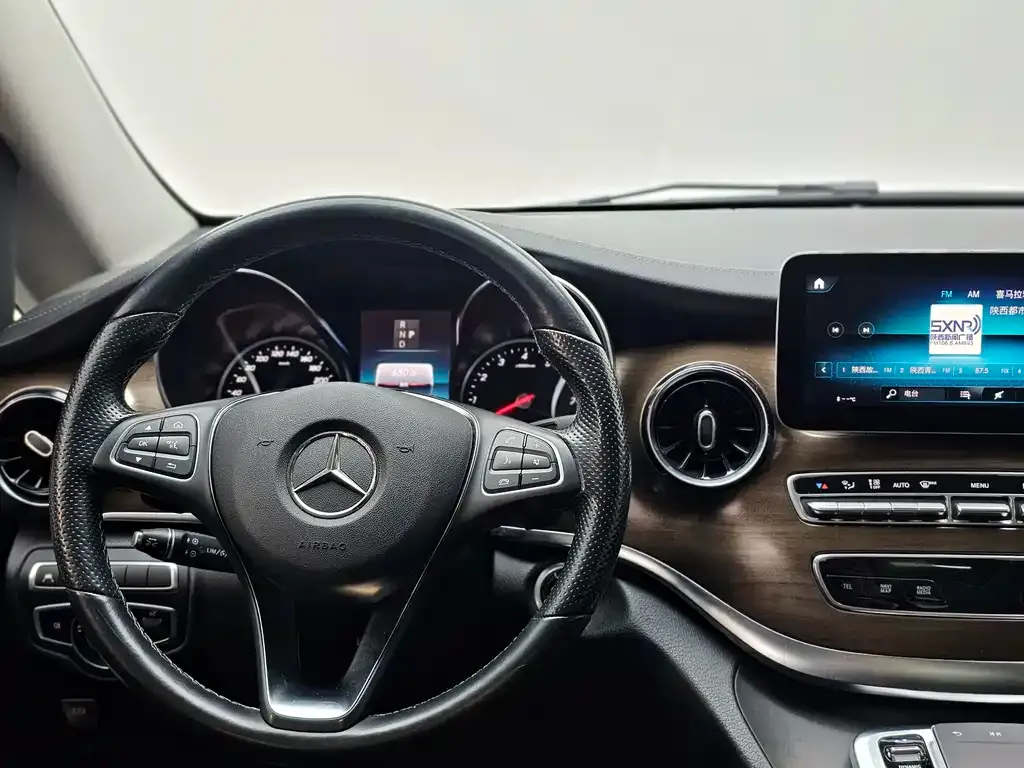 Mercedes-Benz V-Class 2021 из CN, фото 8