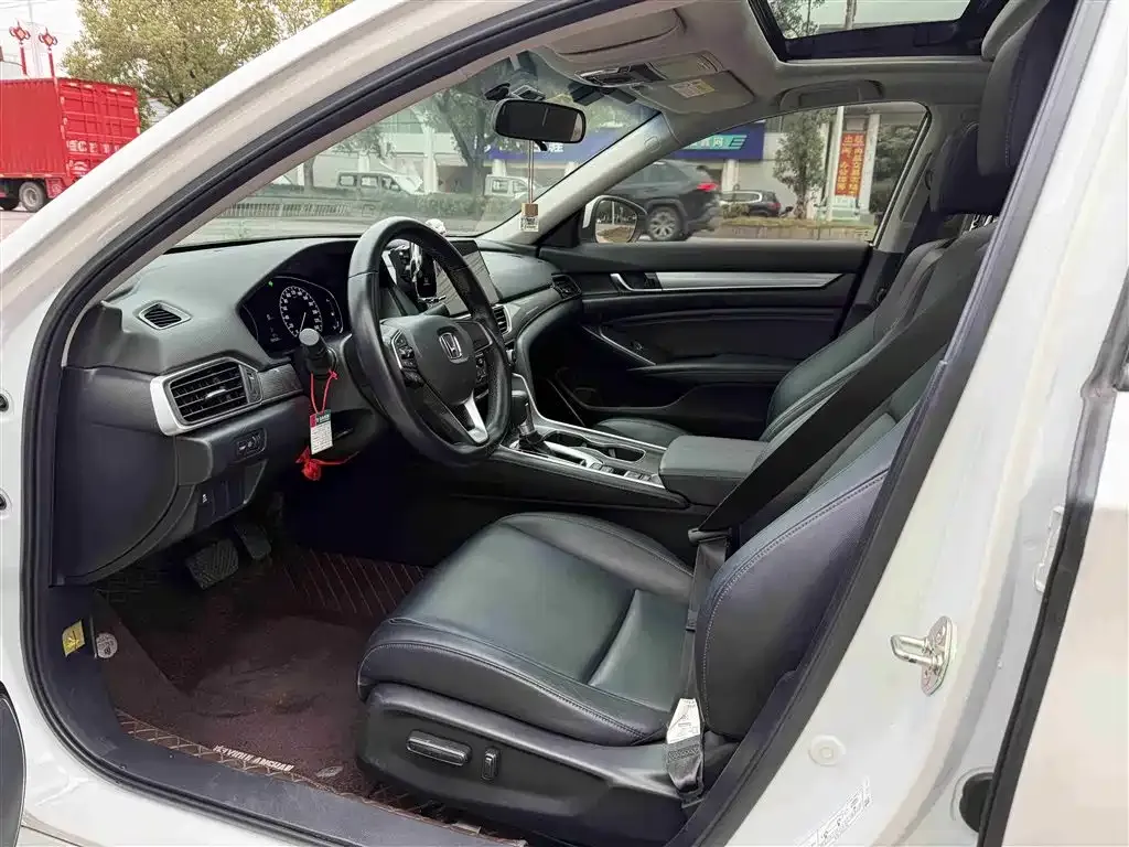 Honda Accord 2021 из CN, фото 5