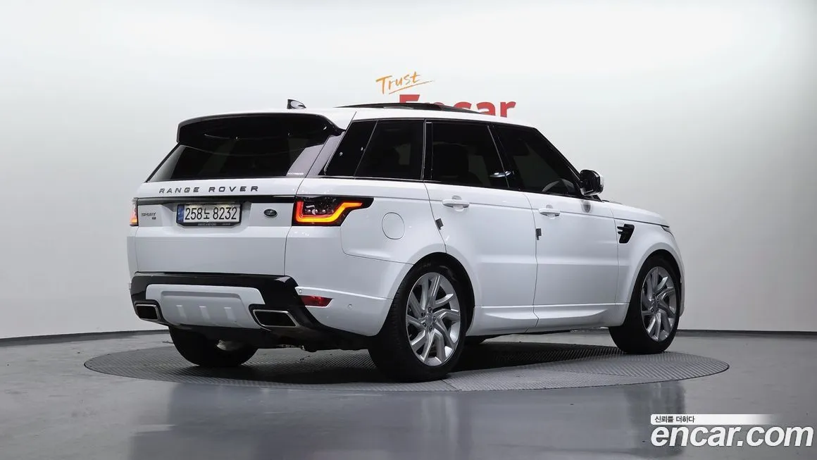 Land Rover Range Rover Sport 2022 из KR, фото 2