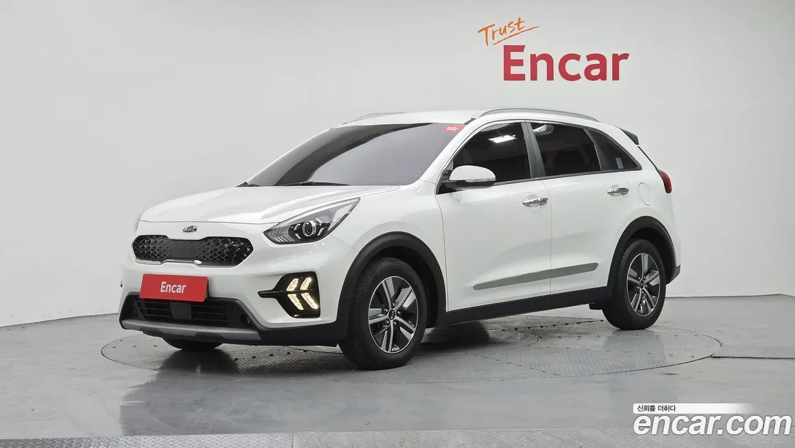 Kia Niro 2021 из KR, фото 1