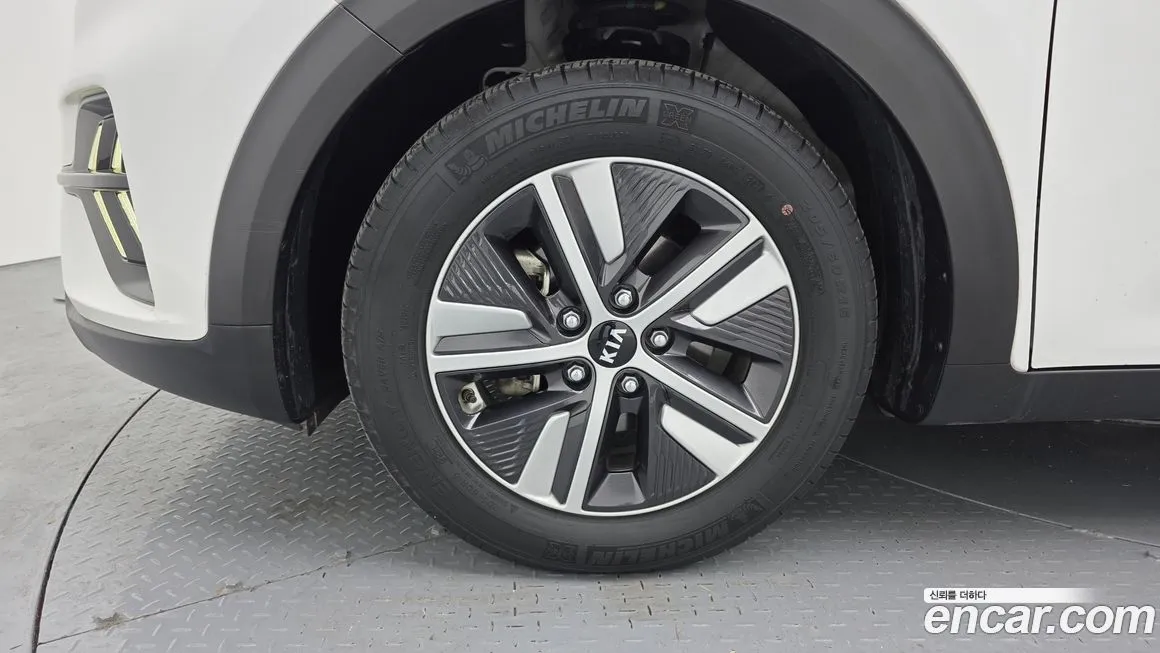 Kia Niro 2021 из KR, фото 5
